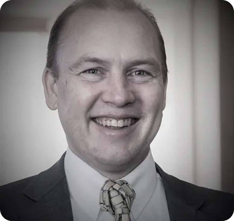 Smiling man in a suit and tie